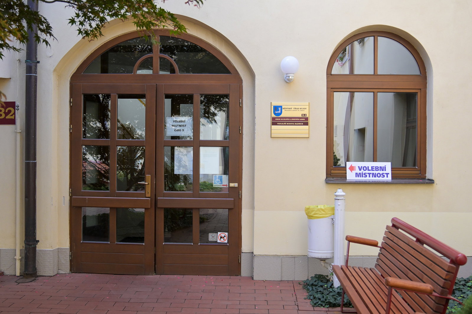 9 | Městský úřad radnice (galerie), Masarykovo nám. 30
