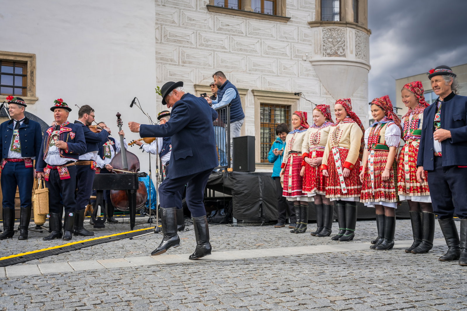 Jzpivani2025-19