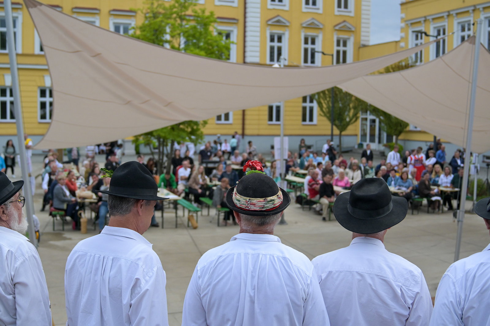 Setkání přátel lidové písně napříč světem