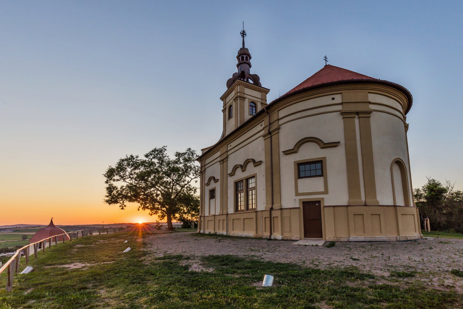 Kaple sv. Floriána a sv. Šebestiána ve Bzenci