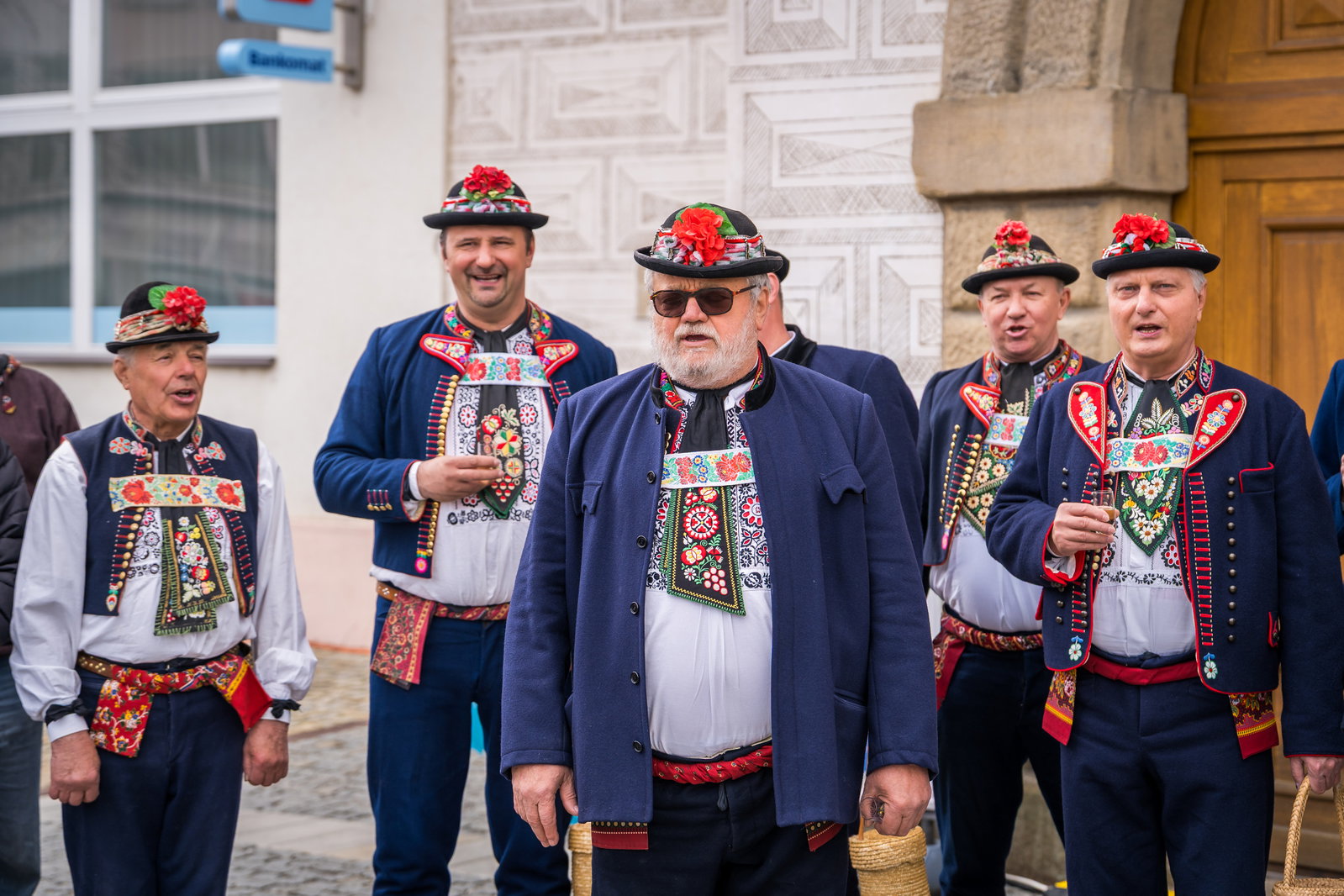 Jzpivani2025-11