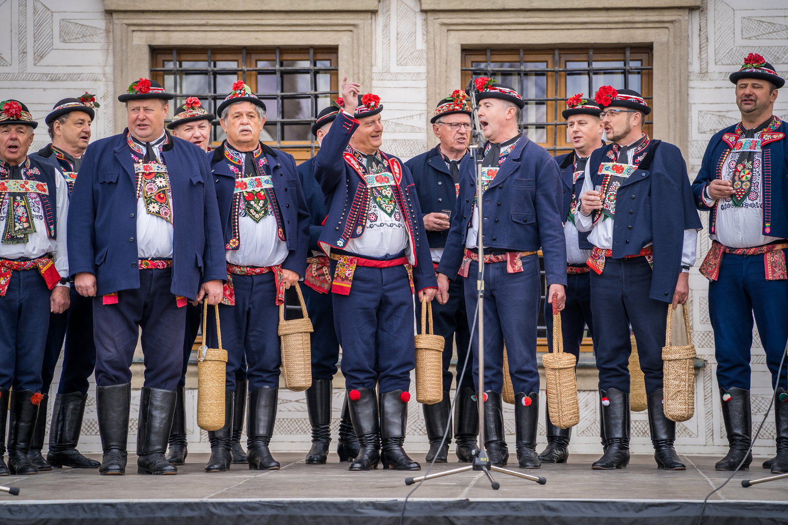 Jzpivani2025-122