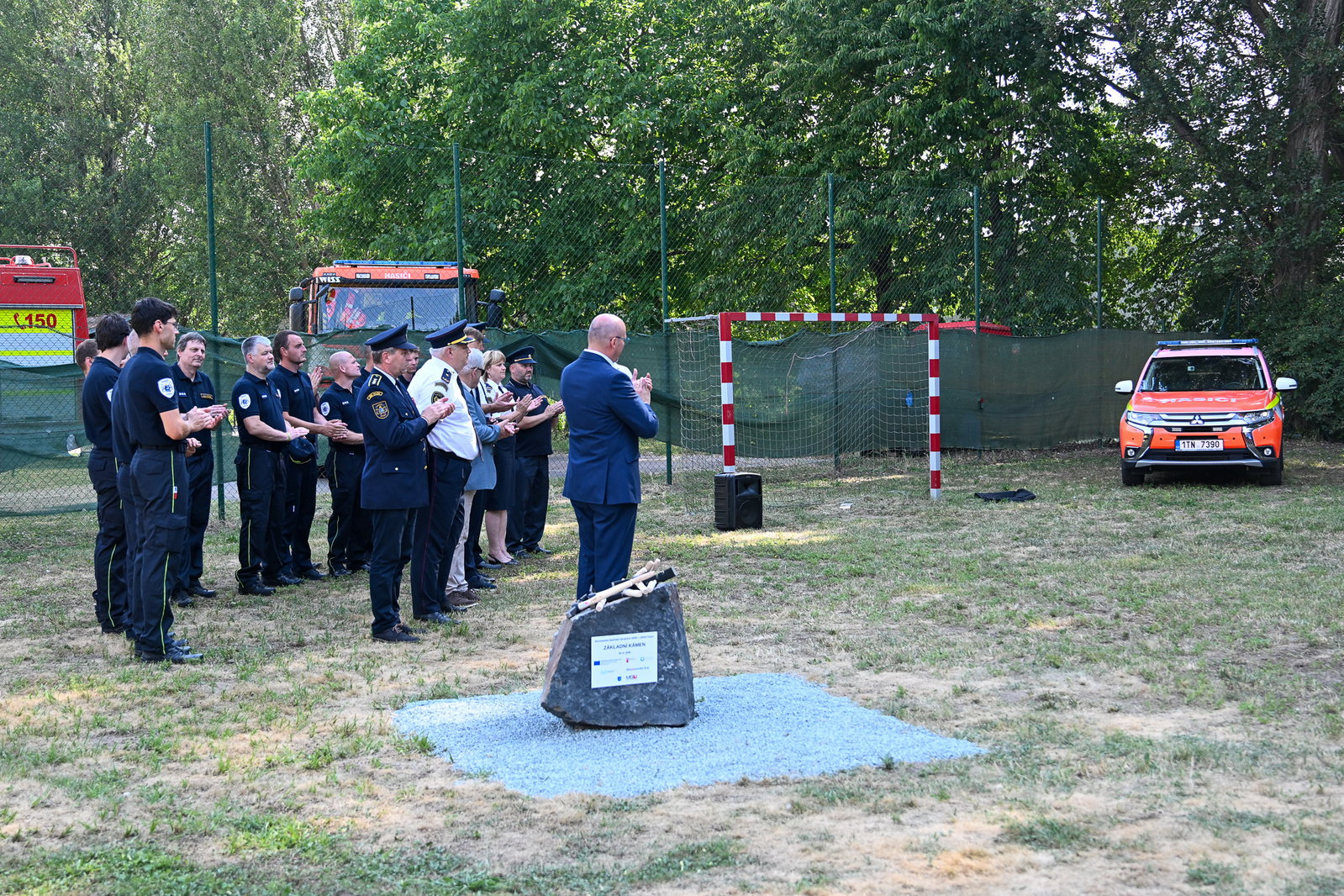 Položení a posvěcení základního kamene nové hasičské zbrojnice