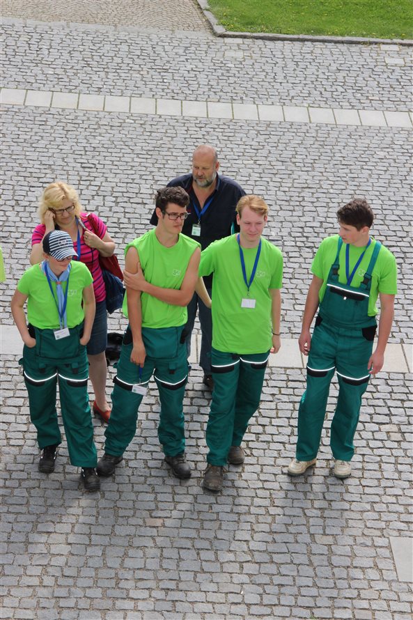 Skupina studentů ze zahradnícké školy