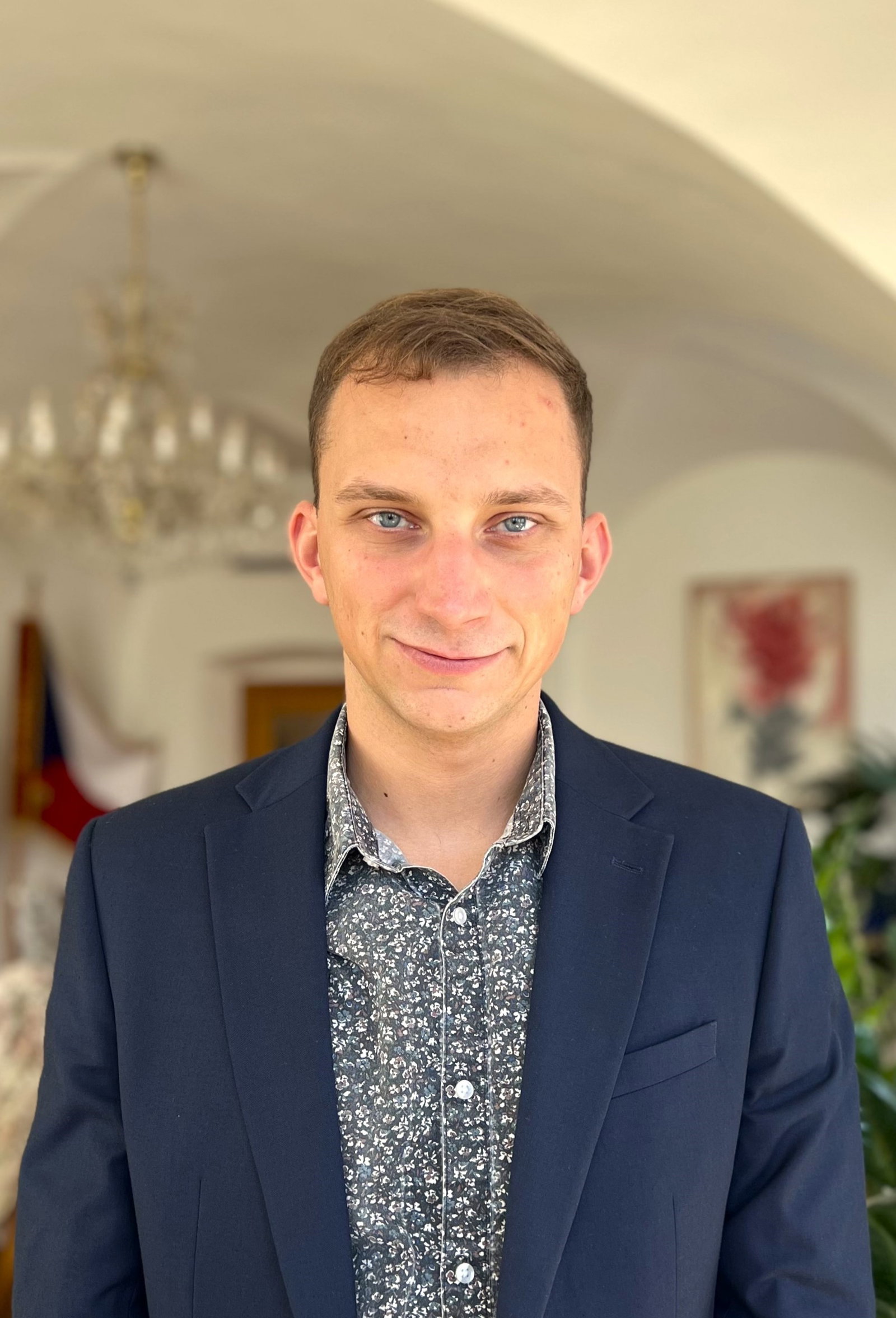Čmelík3
