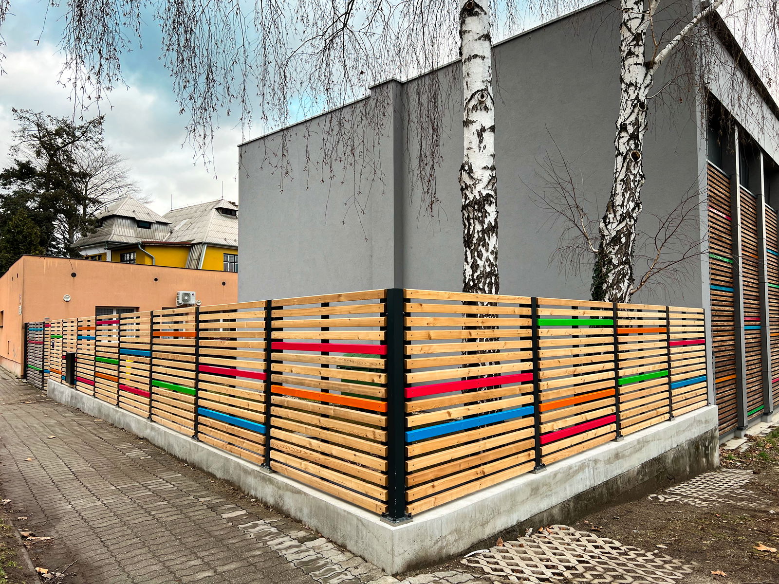 Nové oplocení u DDM.