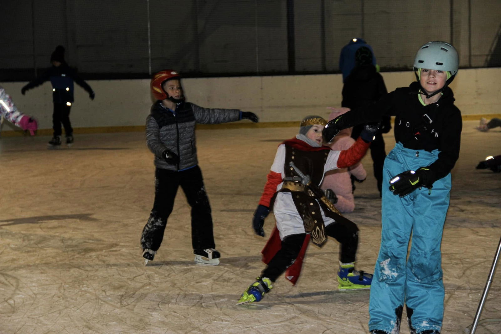 Karneval na ledě 7.12.2024 