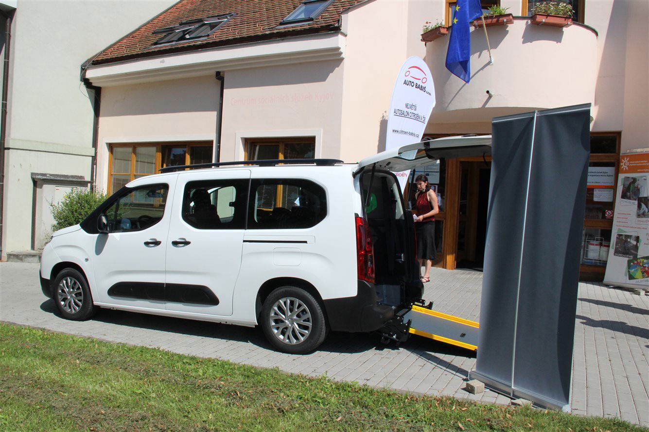 Nový vůz určený pro hendikepované lidi