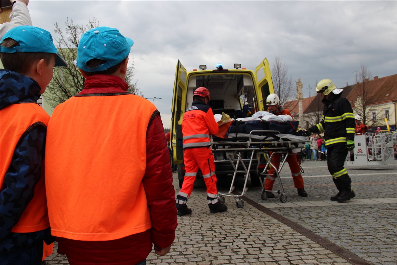 Ukázka zásahu sanitky