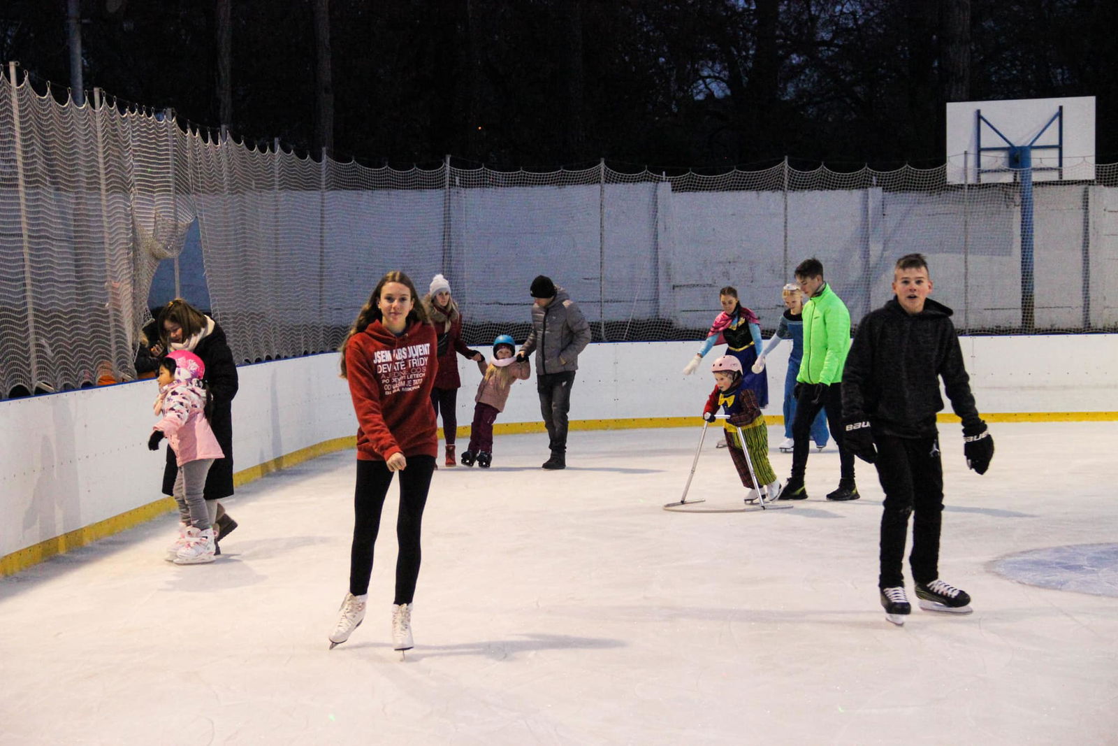 Karneval na ledě 7.12.2024 