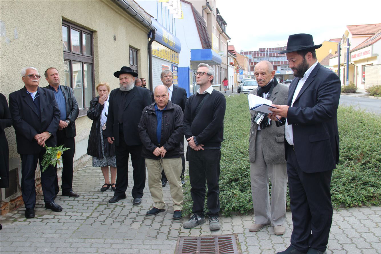 Uctění památky holokaustu