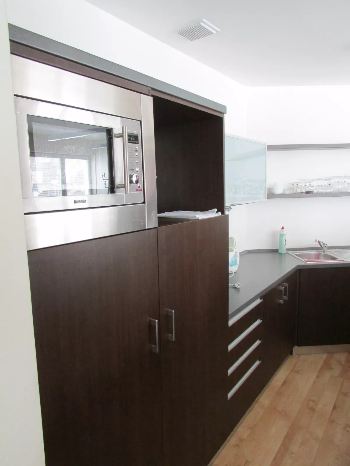 Kuchyňka ve společenské místnosti