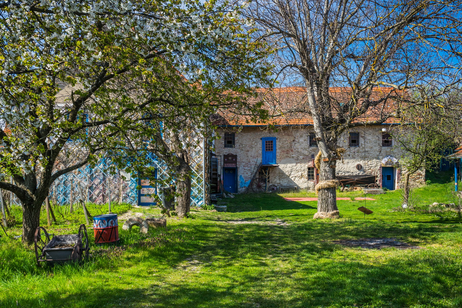 historie 900 web light blue