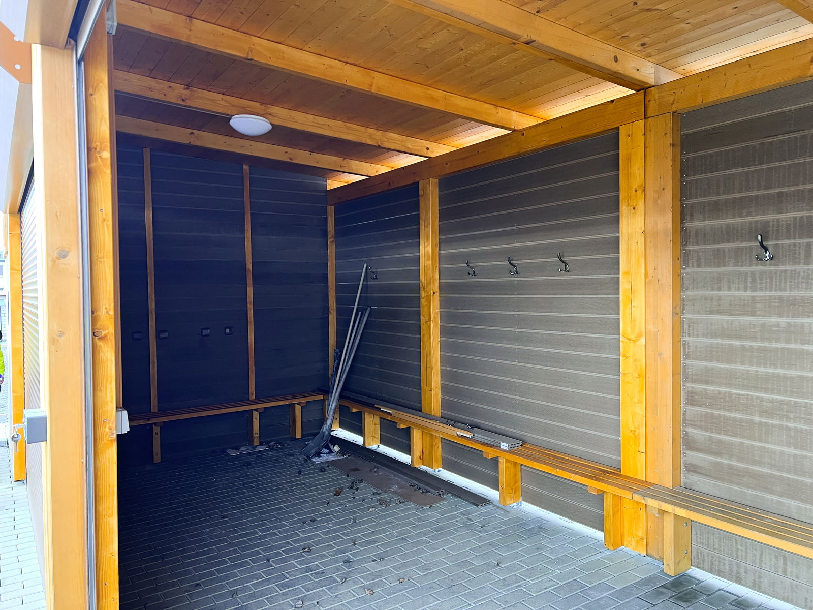 Zázemí dětského dopravního hřiště.