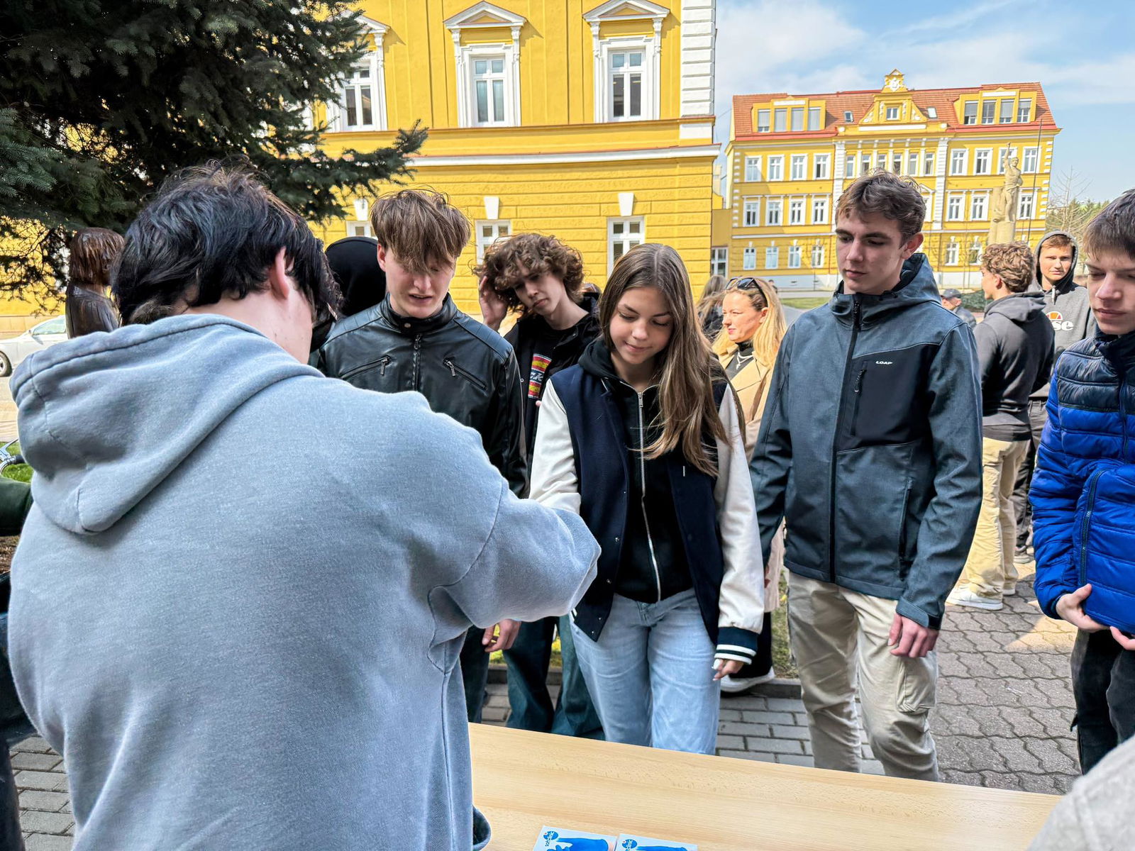 488781867_1099326938898710_1420432554440580033_n