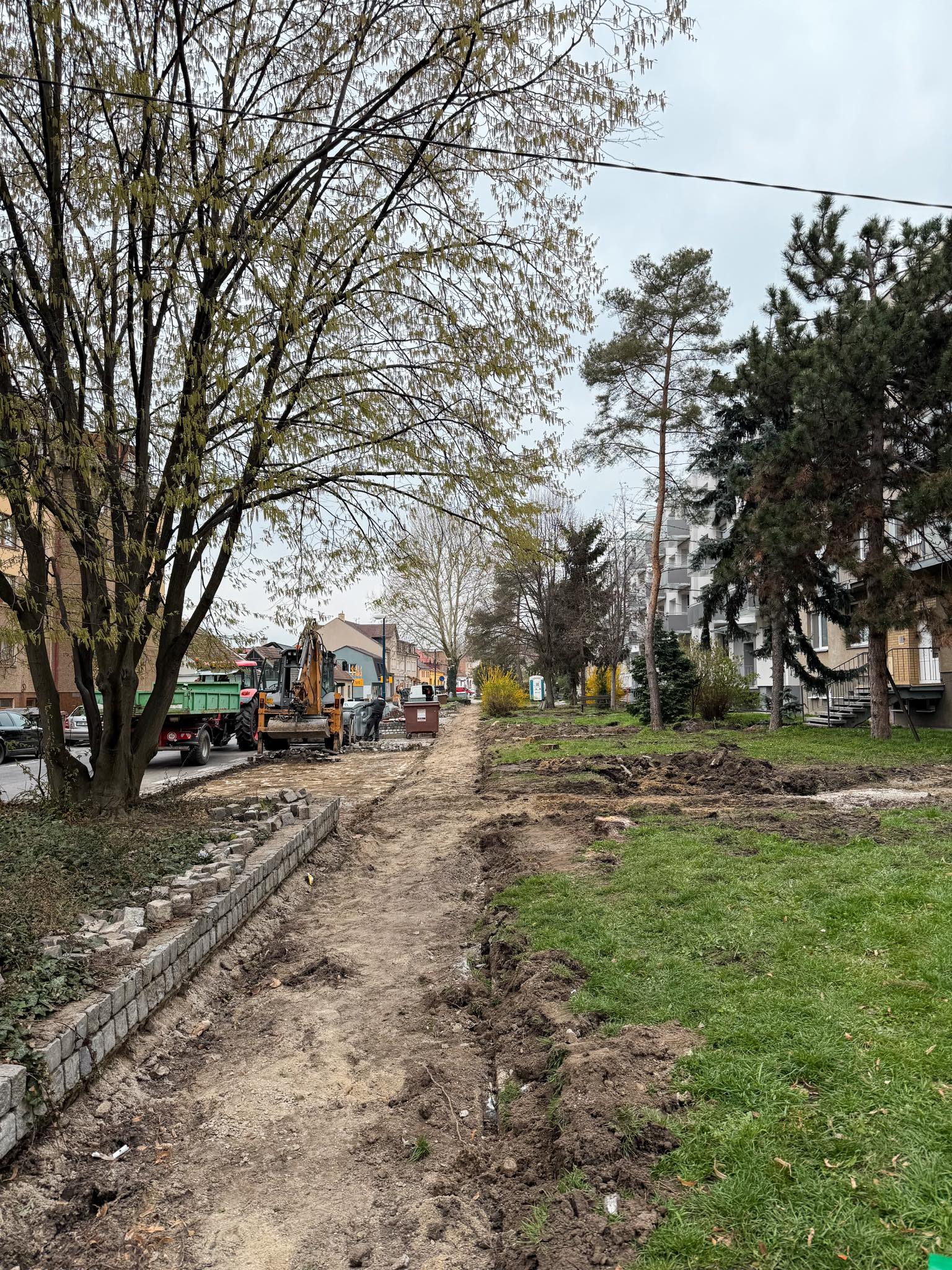 487933573_1095915555906515_6973015699183679324_n