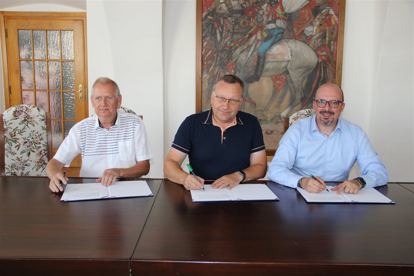 Teplárna Kyjov přispěla na kroužky dětem