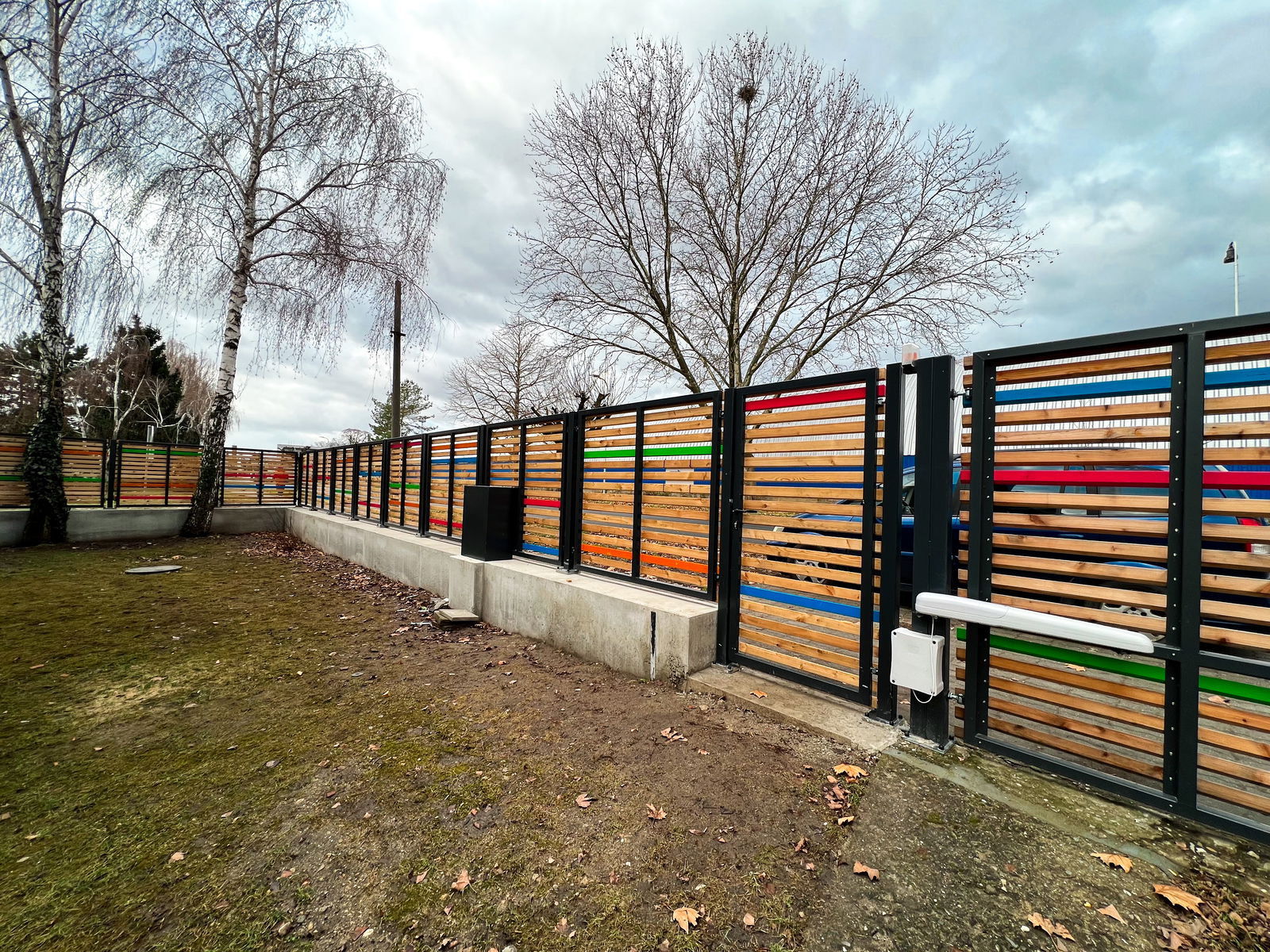 Nové oplocení u DDM.