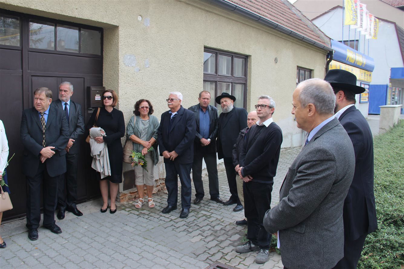 Uctění památky holokaustu