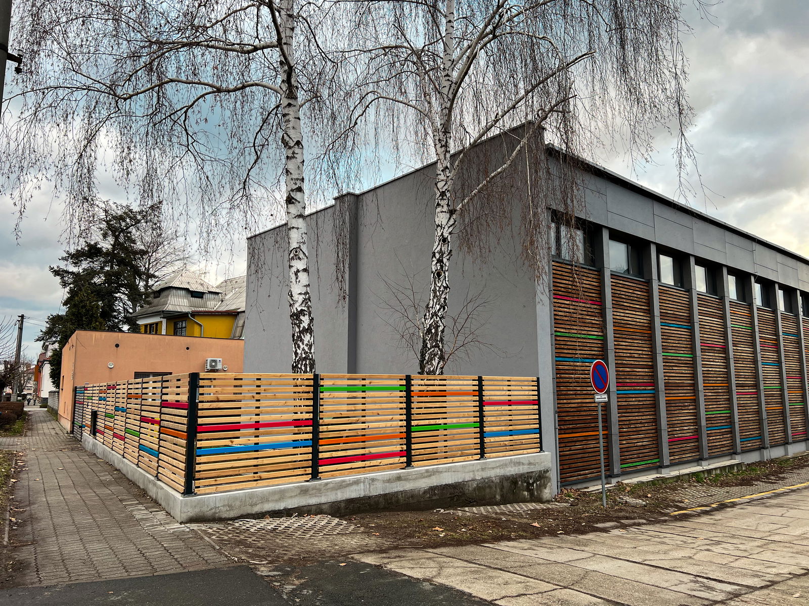 Nové oplocení u DDM.