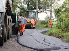 Pokládání asfaltu