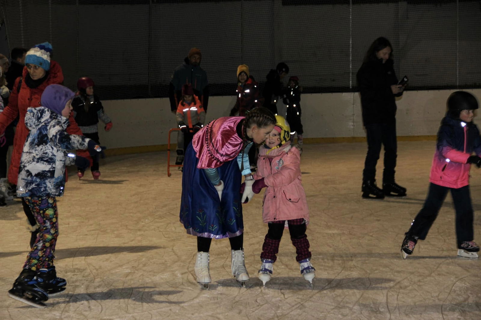 Karneval na ledě 7.12.2024 