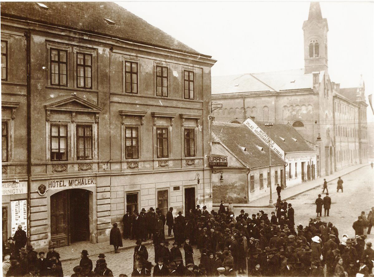 348 - tehdejsi-hotel-michalek