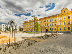 Gymnazium_01