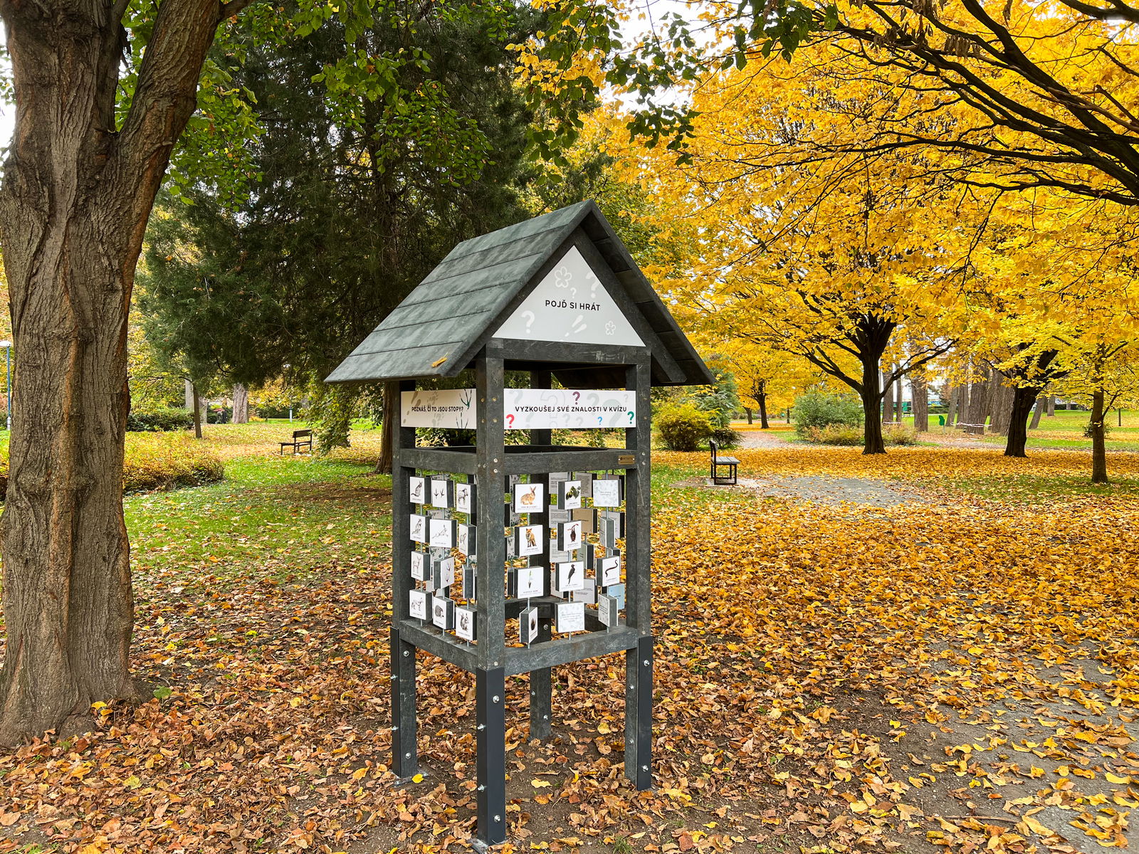 Interaktivní zábavná věž