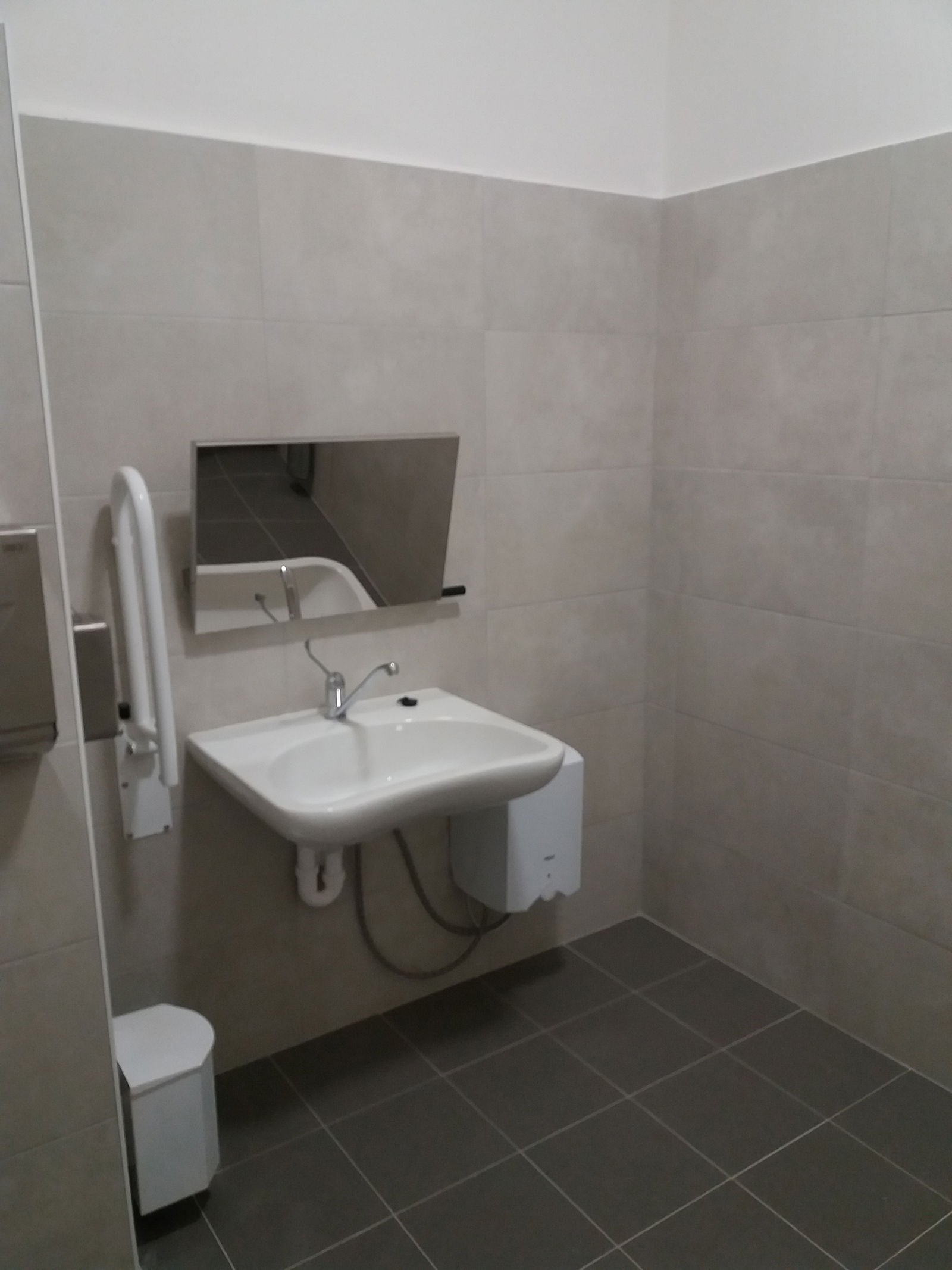 Rekonstrukce na základní škole Dr. Joklíka